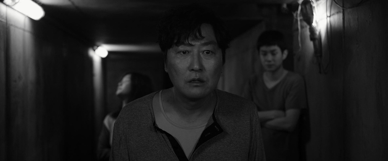 Parasite (2019) Black and White (1080p BDRip x265 10bit TrueHD Atmos 7.1 - HxD) [TAoE].mkv_20200613_
