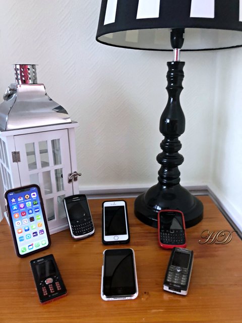 my-old-mobile-phones-HD.jpg