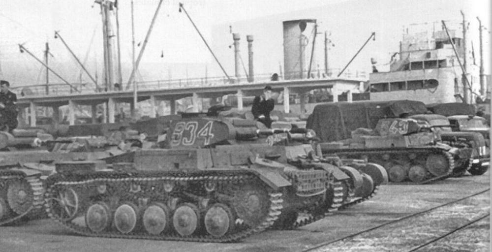 ”834”,”543”_Panzer II_8_013(0)