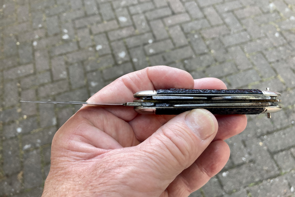 61FE5BD9-3CBF-4323-8276-D69B85585873