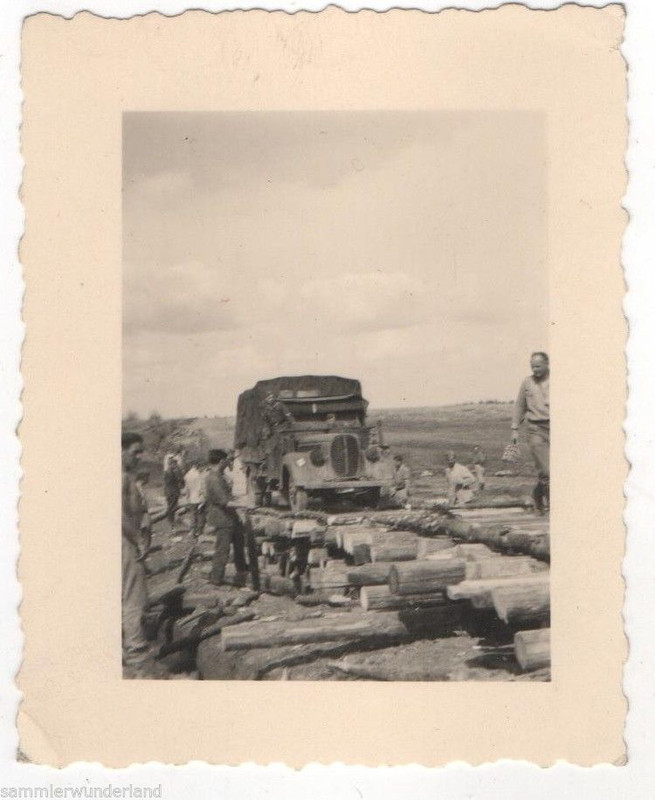 Foto 2.WK WW2 Fahrzeug LKW Technik fährt über Ho