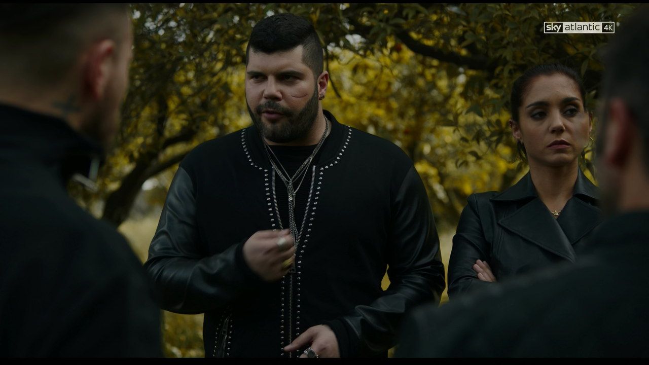Gomorra.S04E01.iTALiAN.2160p.UHD.AC3.HDTV.x265-TRiADE.mkv_snapsh