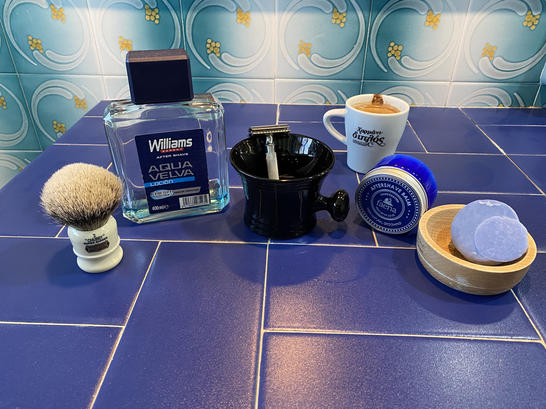 273AA11C-179D-48FB-872E-380A82A3BBC8