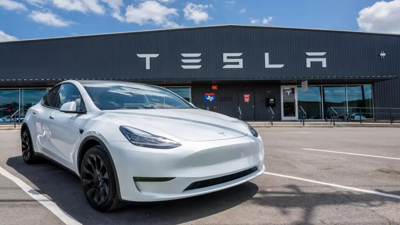 Understanding the EV Showcase