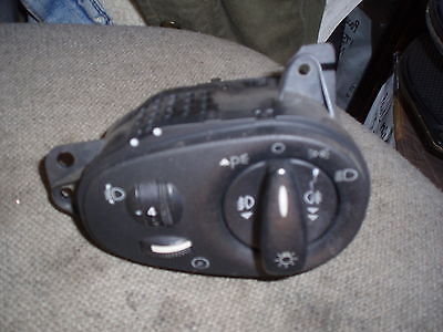 2003-Ford-Focus-Headlight-Switch-98Ag13A024Fg-Fast-Dispatch