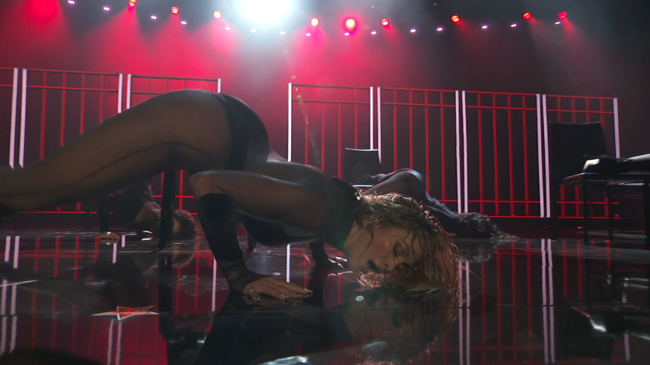 Jennifer Lopez & Maluma - Pa' Ti Lonely.ts_20201123_102238.258