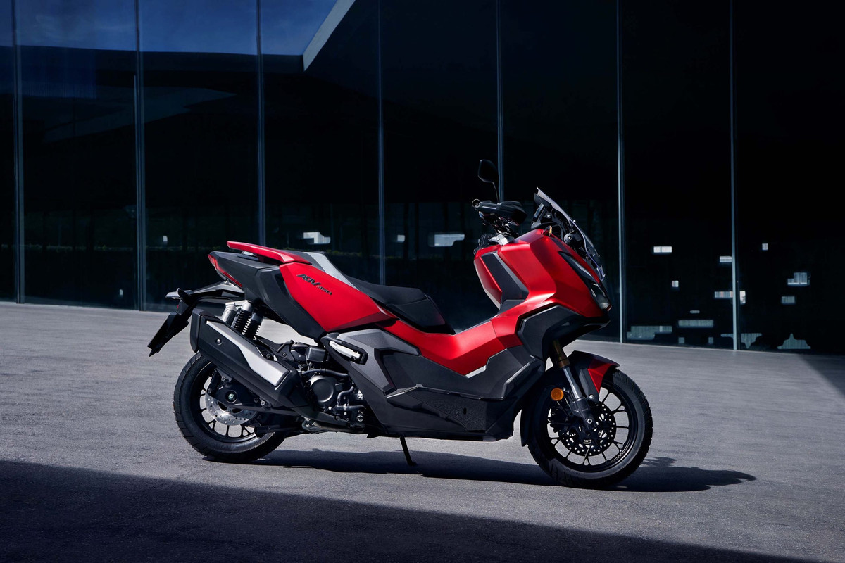 130 фото скутера Honda ADV350 Adventure 2022