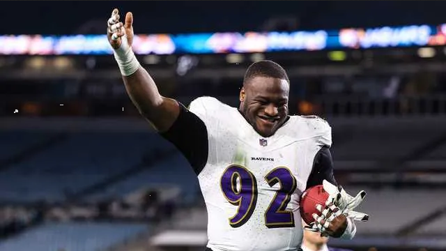 Justin Madubuike firma una extensión millonaria con los Baltimore Ravens