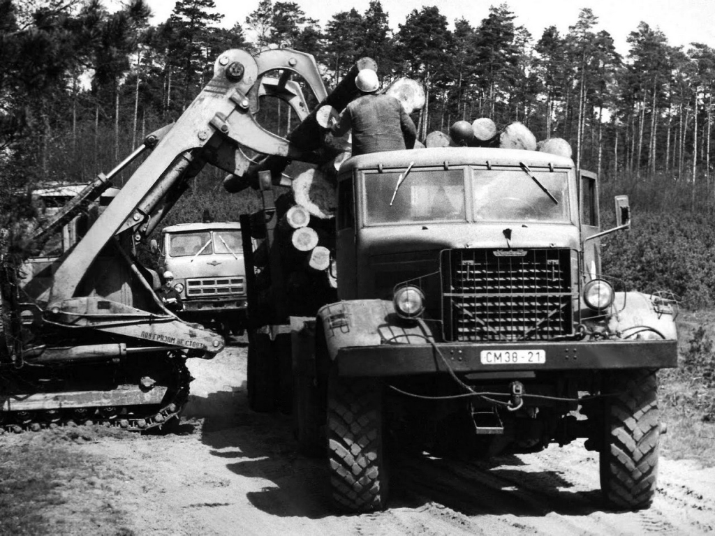 kraz_214l (1)