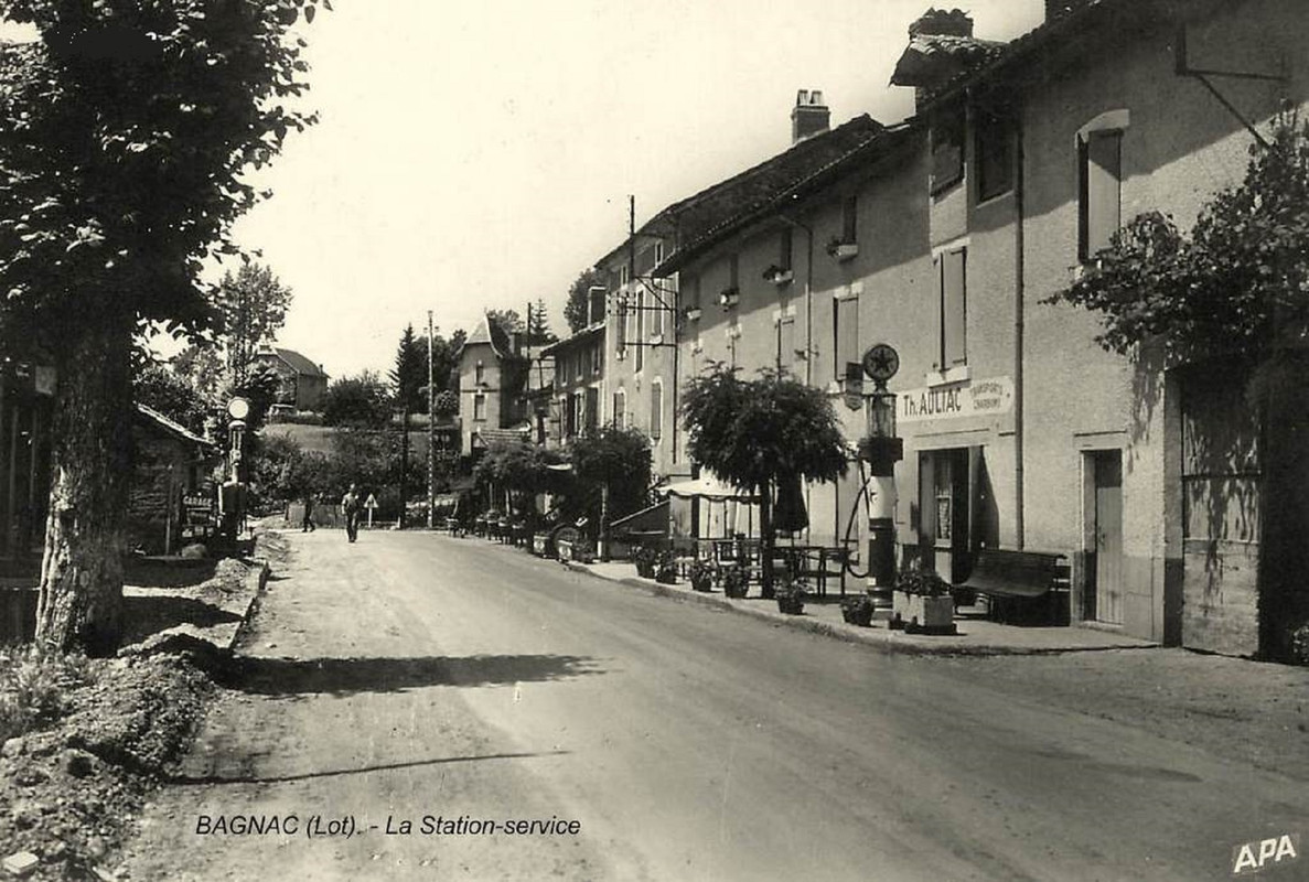 1483437686-1Bagnac-Lot-Faubourg-La-Planquette-La-Station-service.