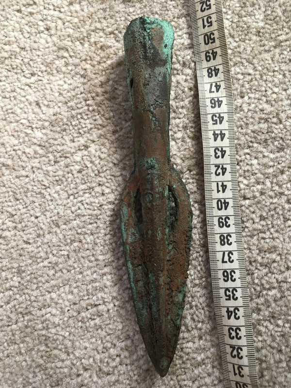 3DBD9B43-046F-41D9-AD27-59E3BE394804