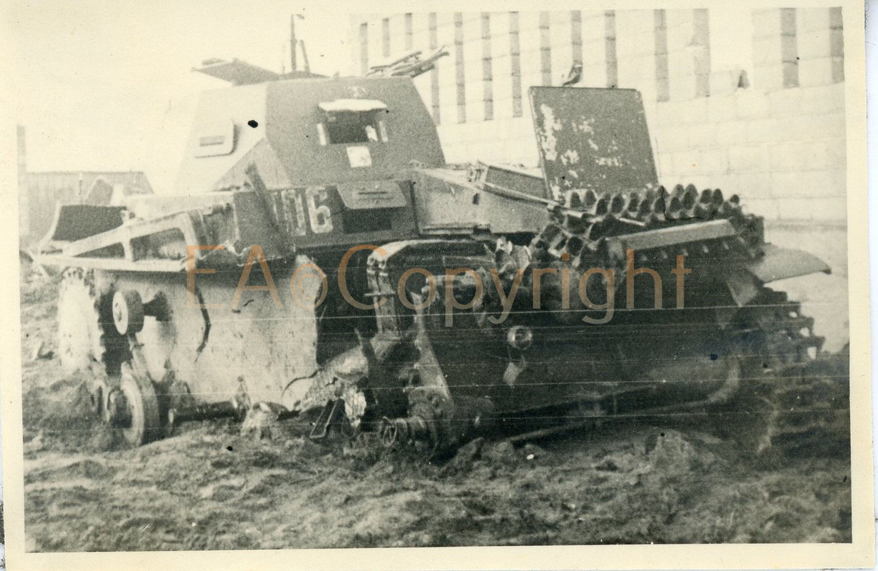 Panzer Tank Panzerspähwagen Polen Polska Vormarsch Foto2