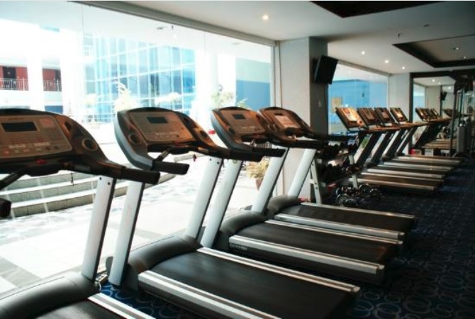 Ruangan gym Hotel Pasific Palace Batam