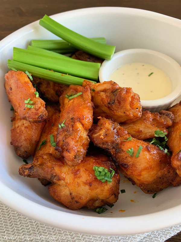 Easy Keto Instant Pot Buffalo Chicken Wings