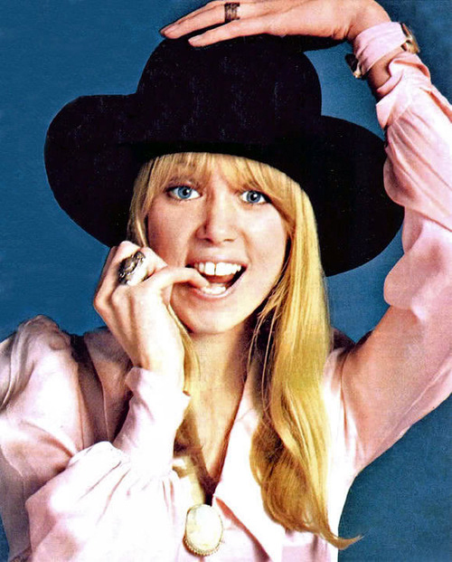 pattie_boyd_b35