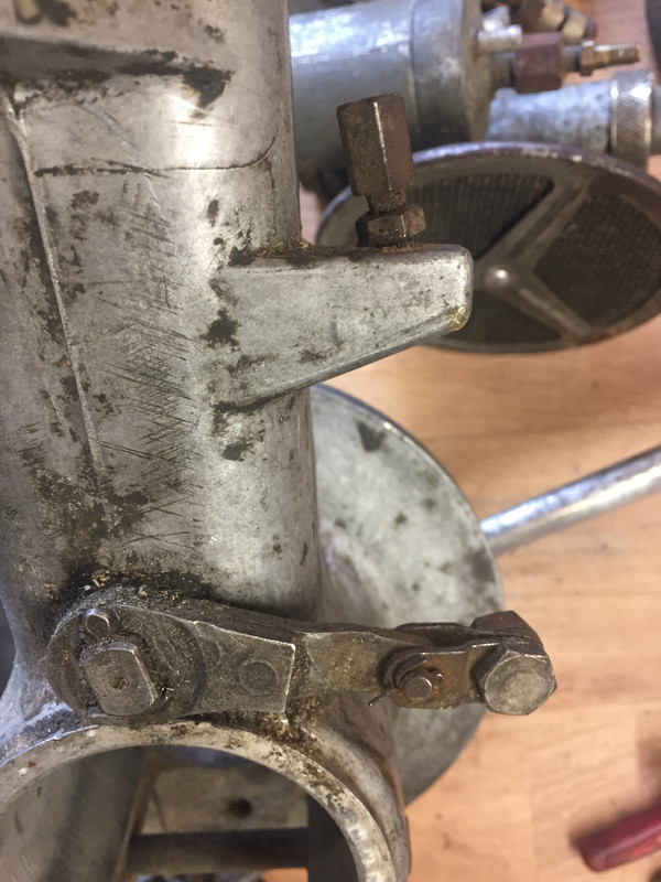 BD1F7498-F9EA-4DCE-8E8C-97A486DE5BCE