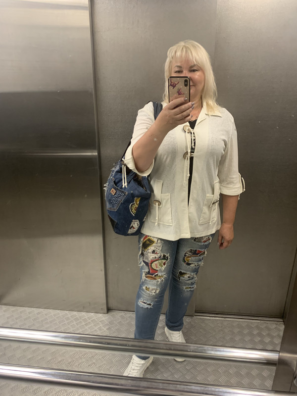 B592B790-A028-48BD-B89A-91643F42307D