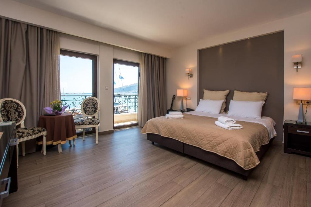 Luxury Room View 5
