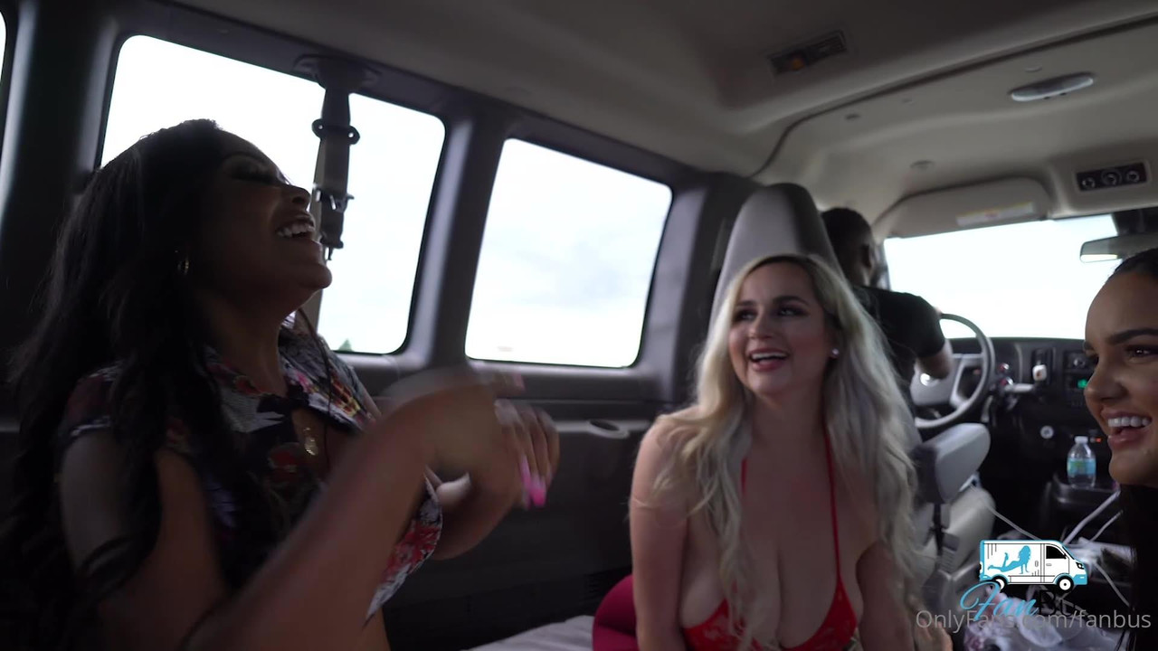 OnlyFans – Alexas Morgan Eve J Marie And Evamarieee The Fanbus Hot 3Some All Girls (2021) 1080p