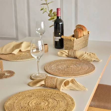 Table styling ideas from Tanabana Decor, Dwarka