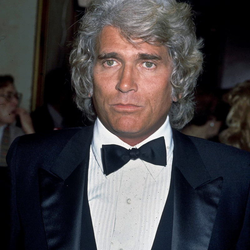 POD mensal do Mike As Várias Faces de Mike Michael-Landon-190719-g55dnyej8f