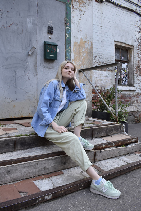 C99A16CC-86DE-42B5-8182-321E86BAA7D2