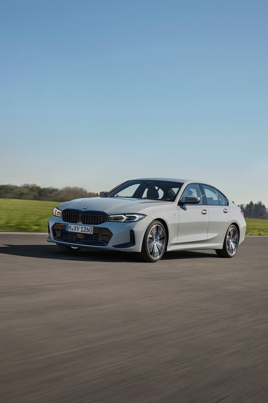 P90462502_highRes_the-new-bmw-3-series