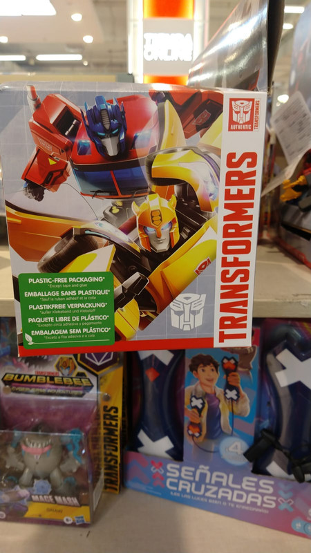 Transformers-Authentics-Cybertron-Battlers-02