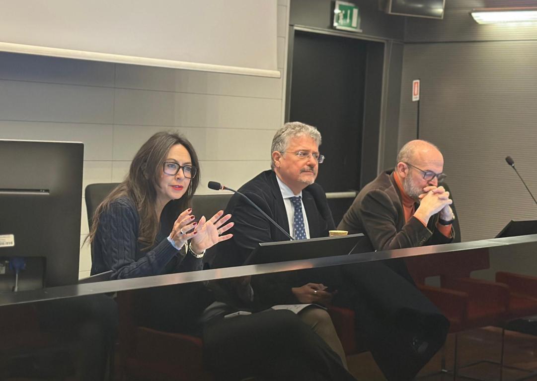 Importante incontro in regione per il Quadruplicamento della linea ferroviaria Bologna-Castel Bolognese Importante incontro in regione per il Quadruplicamento della linea ferroviaria Bologna-Castel Bolognese