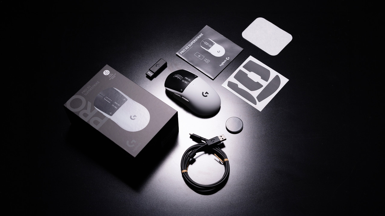 PRO X2 Superstrike ENVR Black 16x9 26