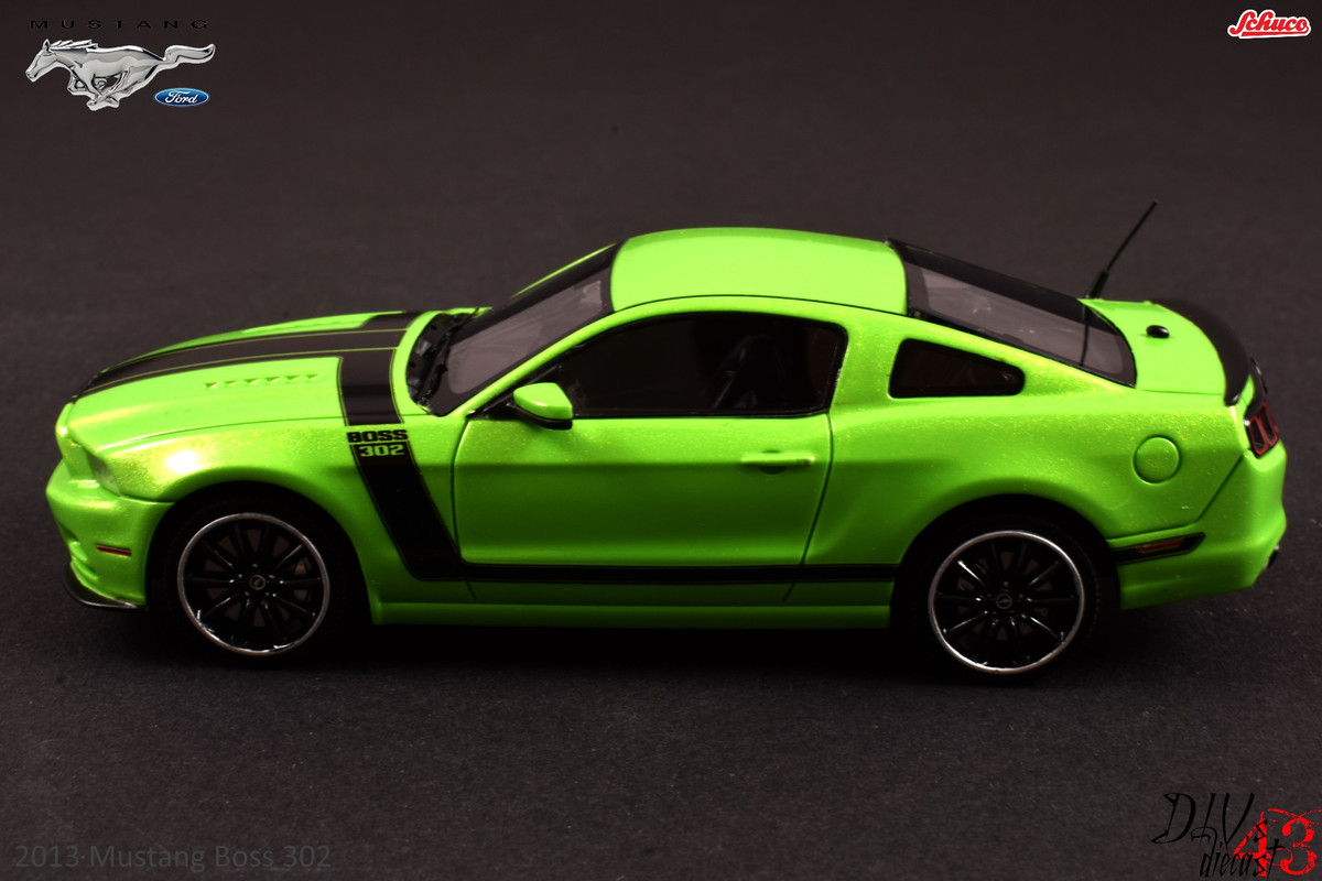Ford Mustang Boss 302 Schuco Green (2)
