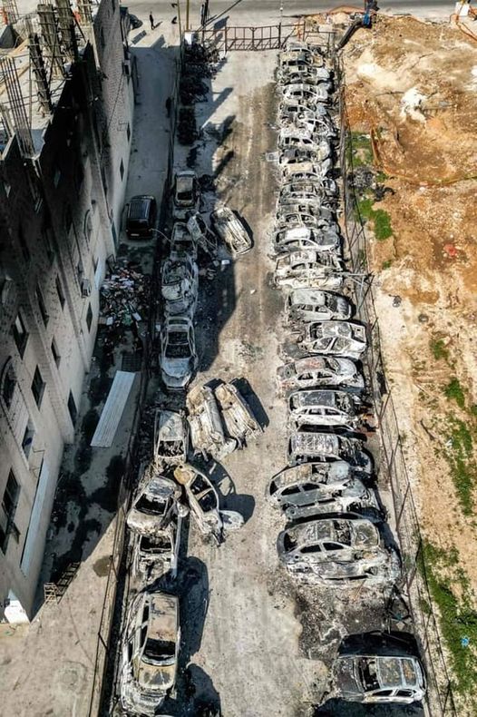 burned-cars-in-Hawara.jpg