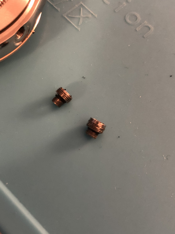 5FCCC9EC-FFAD-41EE-BD47-9C02EBC65BB0