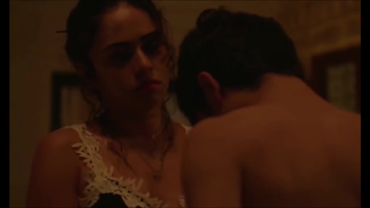 Amruta Khanvilkar Romantic Sex Video | Sex Pictures Pass