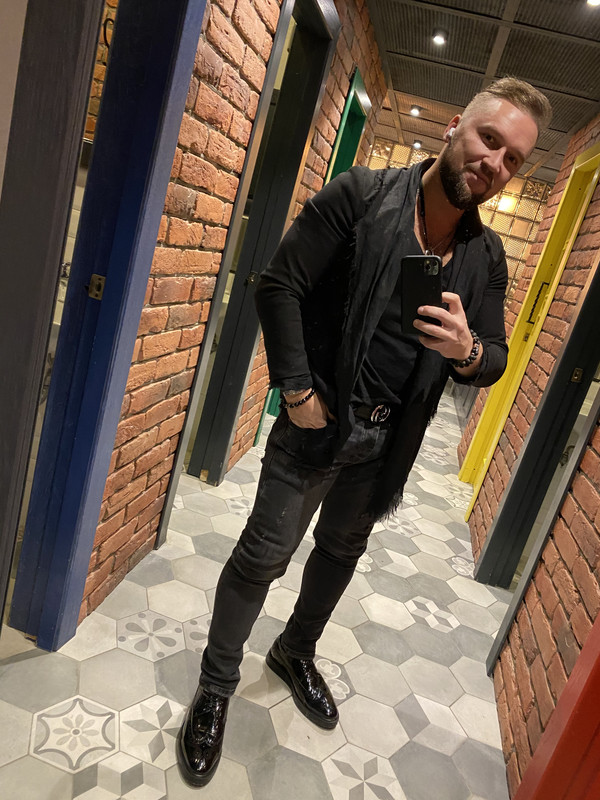 4DD10BF8-CA2A-43BC-A05E-CC28AC797696