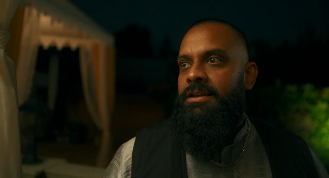 Bait 2026 WebRip Season 1 [Hindi + English] 480p 720p ESub Screenshot
