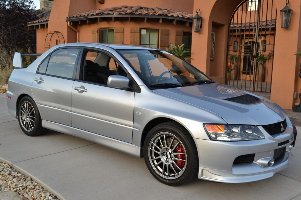 2006_mitsubishi_evolution_ix_15695303108dfc5edd8bc5ddc1-4-e1571170805301