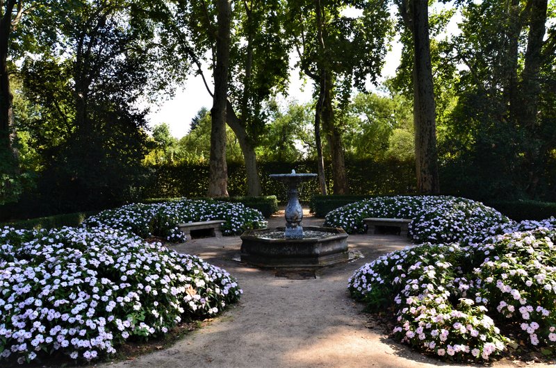 PARQUE EL CAPRICHO-2013-2022-MADRID - Paseando por España-1991/2016 (133)