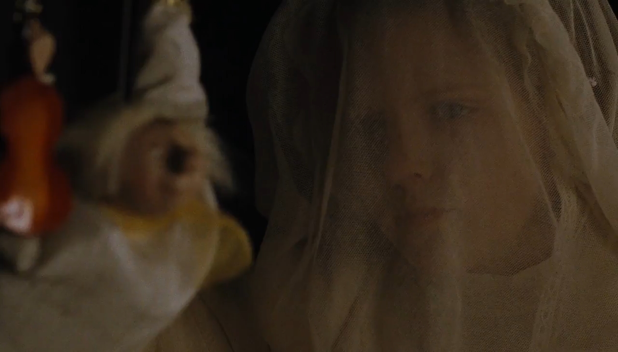 The Others 2001 BluRay [Hindi + English] 480p 720p 1080p ESub Screenshot
