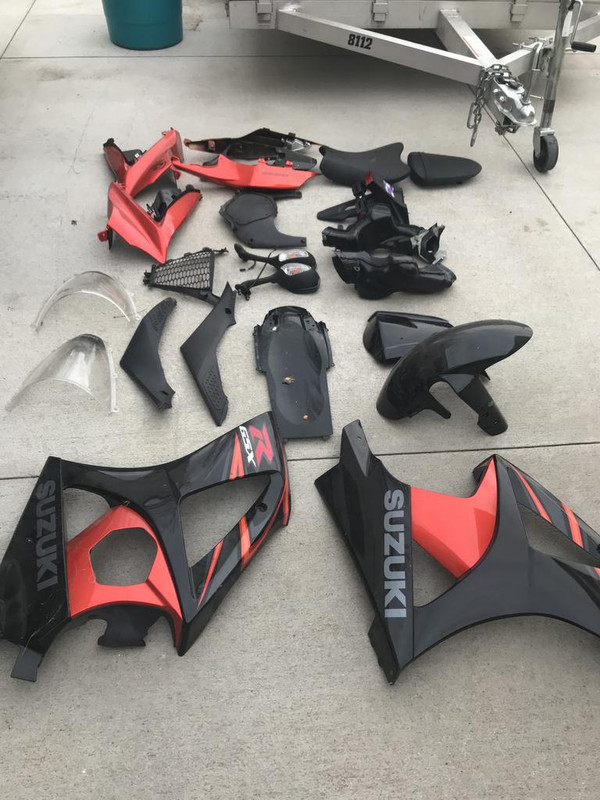 C10D147E-D602-43E7-8DC0-30B4CCF83BE5