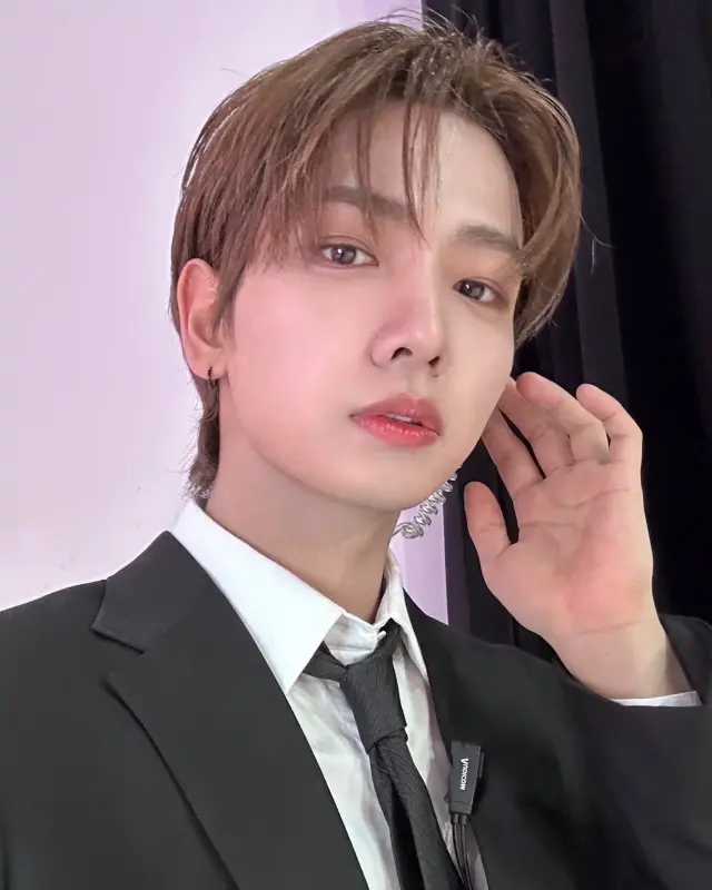 20250523_174332_copy_1853x2316