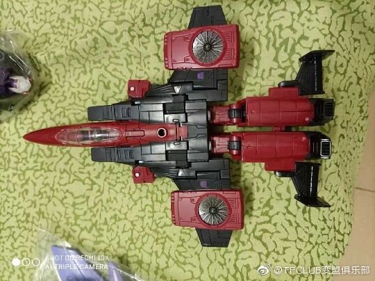 Earthrise-Cyclonus-Thrust-Soundwave-＆-TOP-GUN-Maverick01