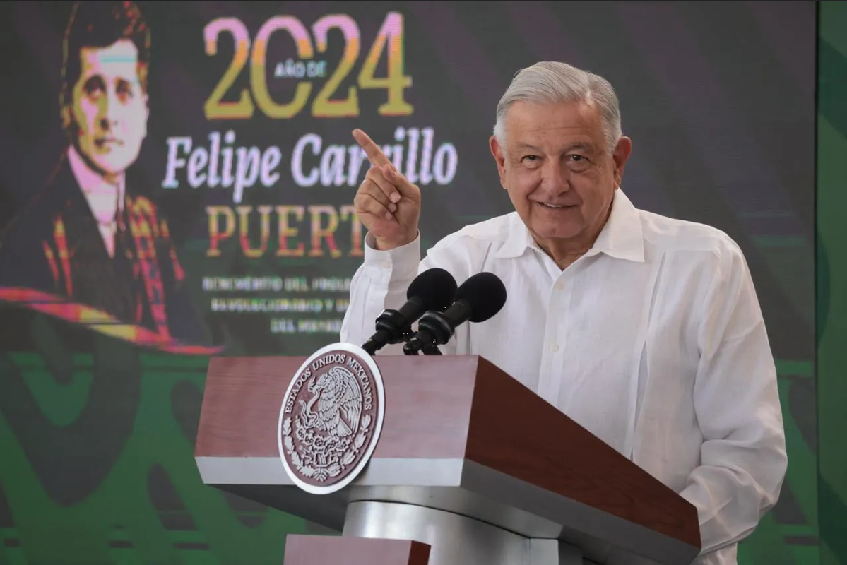 AMLO busca reunión privada con familiares de 43 desaparecidos de Ayotzinapa