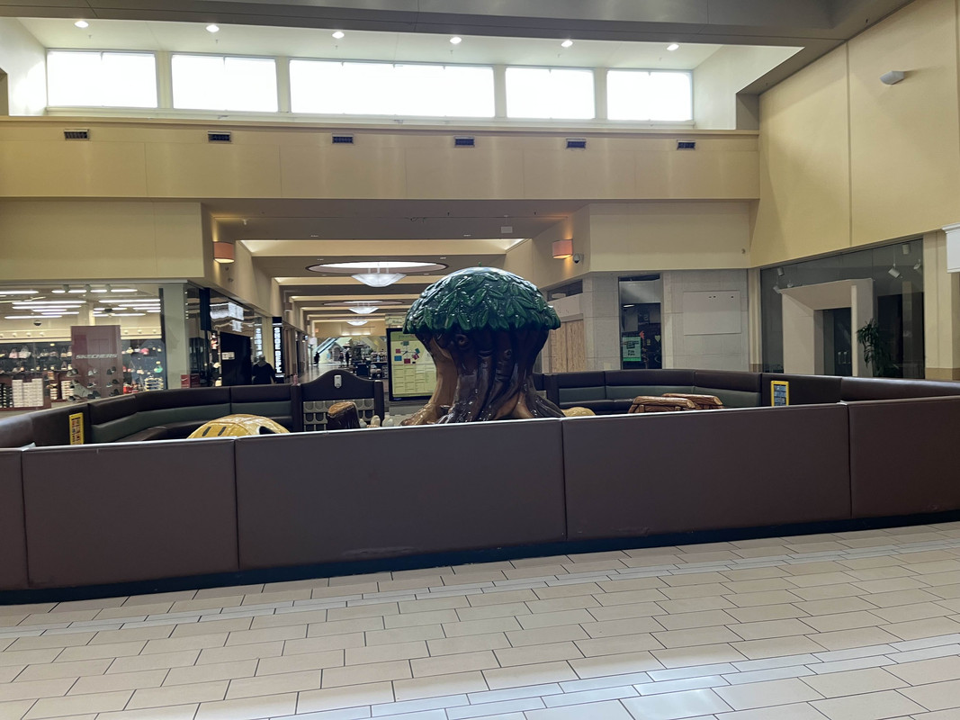 7 mall play place