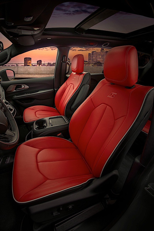 2020 Chrysler Pacifica Red S Edition (67)