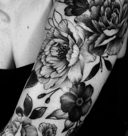 Black-and-white-flower-tattoo 512235 (71)