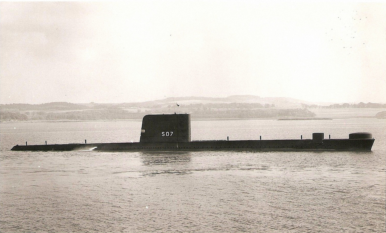 HMS Sealion (S.07)-2