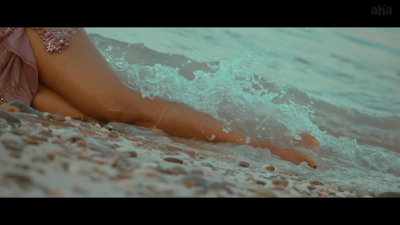 [Image: vlcsnap-2023-07-28-15h52m39s296.png]
