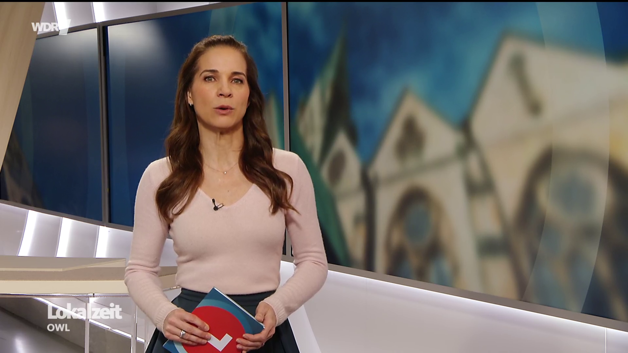 Kristina Sterz WDR Lokalzeit OWL 12 03 2026 112X Caps 15