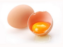 О пользе яйца: 12 витаминов, микроэлементы и ценный холин